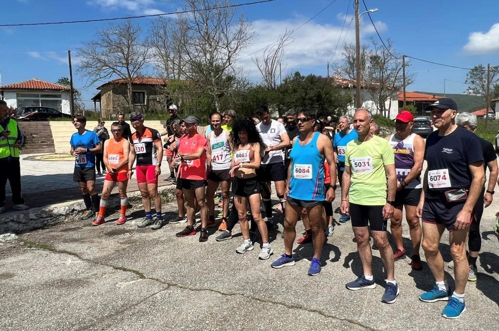 Καμπαγεωργίου και Στεφάνου νικητές στον 2ο Πανελλήνιο Αγώνα Ορεινού Δρόμου Βετεράνων runbeat.gr